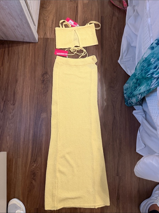 Beginning Boutique Dresses & Skirts - Beginning Boutique Pale Yellow Knit Maxi Skirt